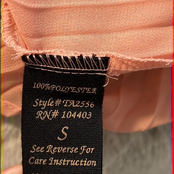 Edge, Small, Salmon long shirt, sleeveless, button down, work a few times. - Picture 5 of 5